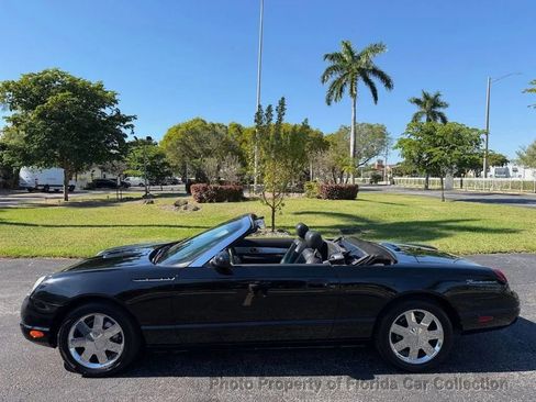 Used 2002 Ford Thunderbird image 5