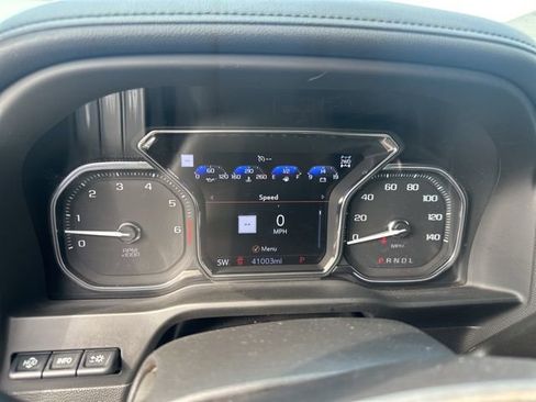 Used 2023 GMC Sierra 2500 Denali w/ Denali Ultimate Package AWD/4WD image 21