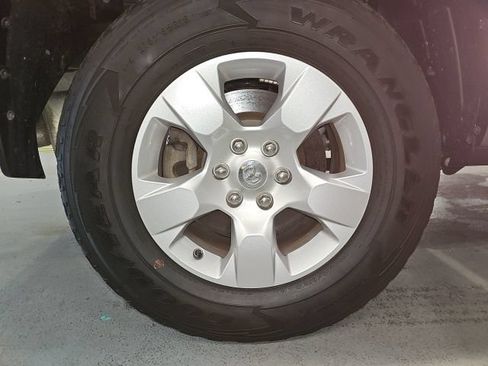 Used 2023 RAM 1500 Big Horn AWD/4WD image 24