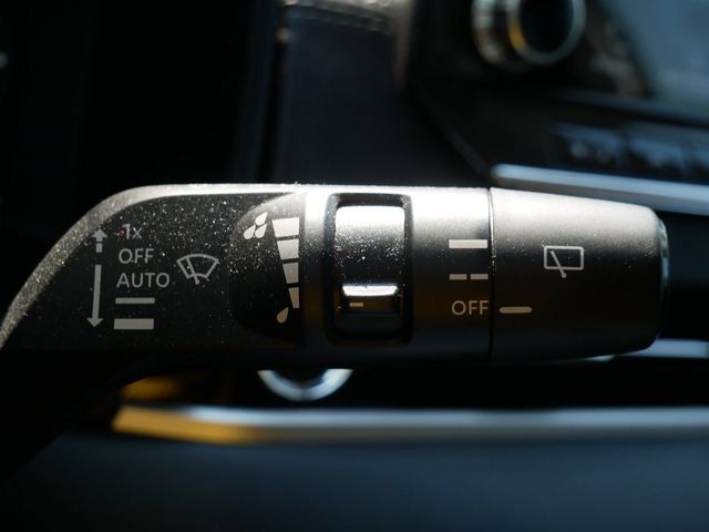 Used 2024 Mitsubishi Outlander SEL AWD/4WD image 21