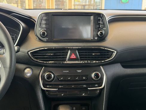 Used 2020 Hyundai Santa Fe SEL FWD image 17