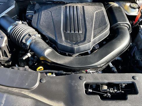 Used 2025 GMC Acadia Elevation AWD/4WD image 33