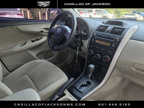 Used 2013 Toyota Corolla L image 16