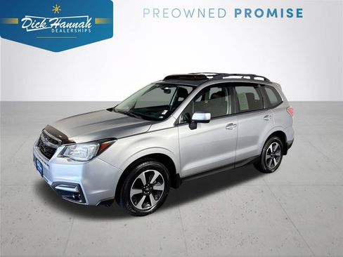 Used 2018 Subaru Forester 2.5i Premium w/ Popular Package #3A AWD/4WD image 1