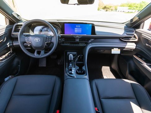 New 2026 Toyota Crown Signia AWD/4WD image 12