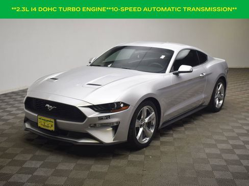Used 2018 Ford Mustang Premium image 3