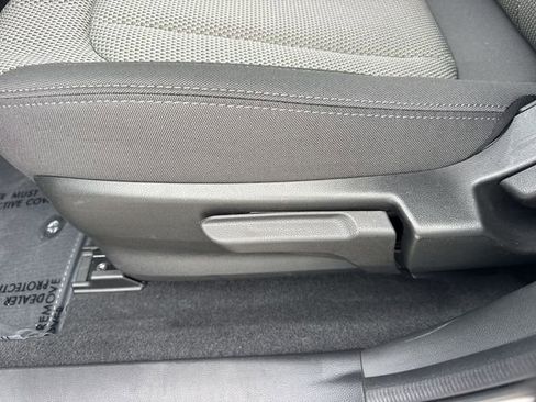 Certified 2024 Subaru Crosstrek 2.0i Premium image 12