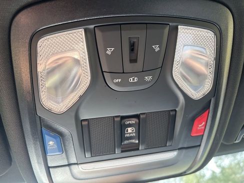 Used 2024 RAM 2500 Big Horn w/ Night Edition image 29