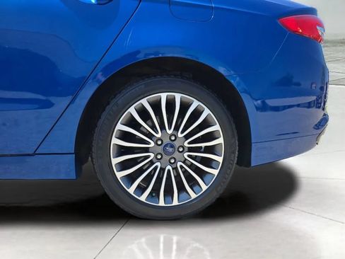 Used 2017 Ford Fusion Titanium FWD image 28