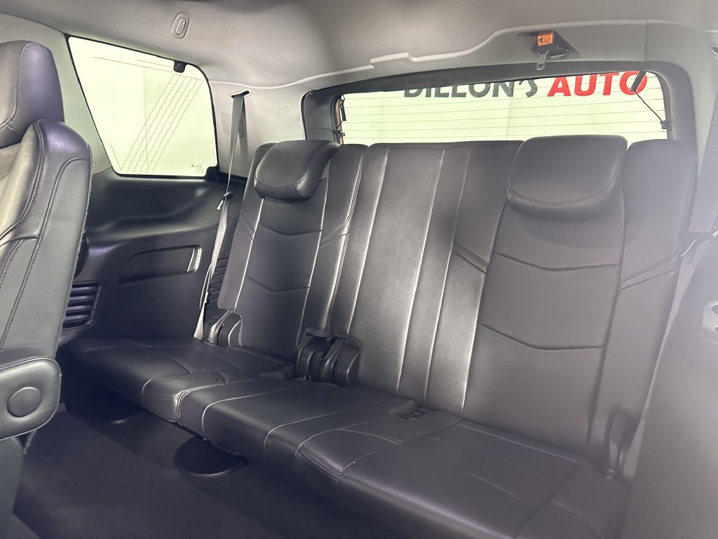 Used 2020 Cadillac Escalade Luxury AWD/4WD image 24