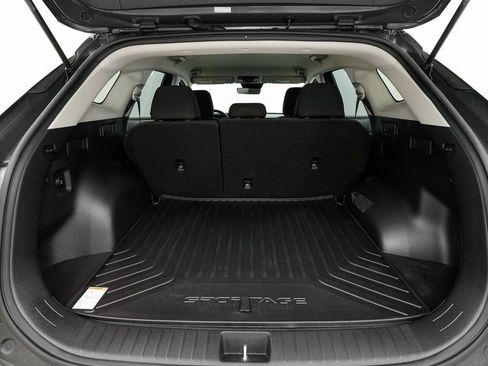 Certified 2024 Kia Sportage LX image 29