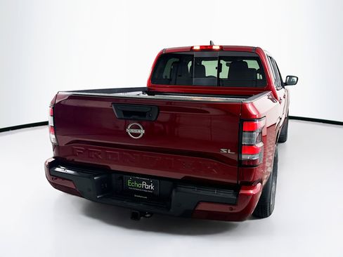 Used 2024 Nissan Frontier SL w/ Technology Package image 9