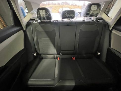 New 2026 Volkswagen Taos SE image 26