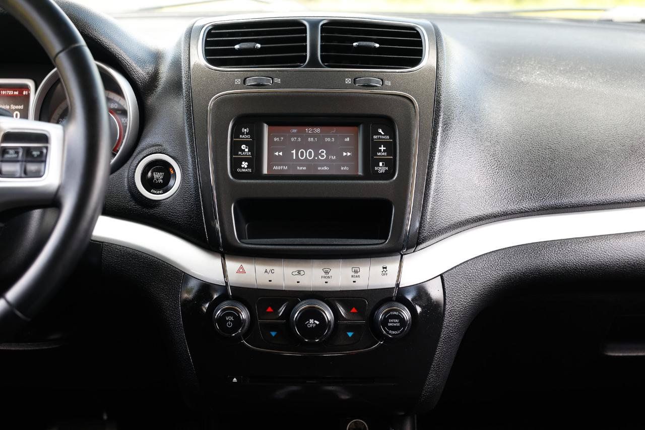 Used 2016 Dodge Journey SE w/ Flexible Seating Group FWD image 29