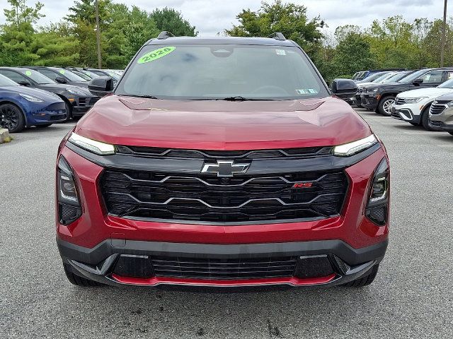 Used 2026 Chevrolet Equinox RS w/ LPO, Floor Liner Package AWD/4WD image 2