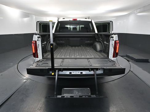 Used 2024 Ford F150 Platinum AWD/4WD image 45