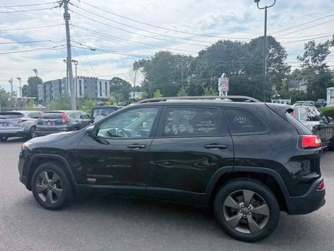 Used 2017 Jeep Cherokee 75th Anniversary AWD/4WD image 8