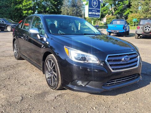 Used 2017 Subaru Legacy 2.5i Sport AWD/4WD image 2