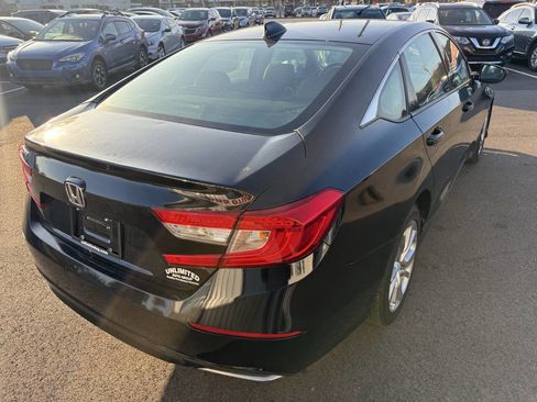 Used 2019 Honda Accord LX image 7