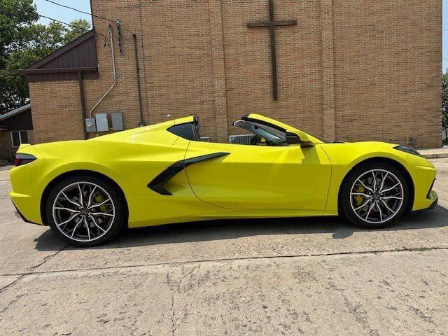 Used 2023 Chevrolet Corvette Stingray Premium Cpe w/ Z51 Performance Package RWD image 7