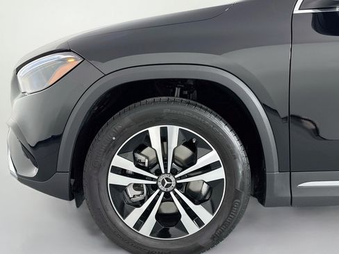 Certified 2026 Mercedes-Benz GLA 250 4MATIC image 11