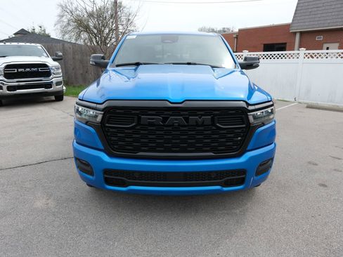 New 2026 RAM 1500 4x4 Crew Cab image 13