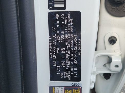 Used 2025 Kia K4 FWD image 31