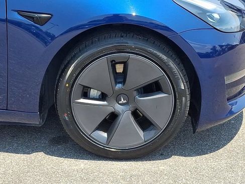 Used 2023 Tesla Model 3 Standard Range RWD image 10
