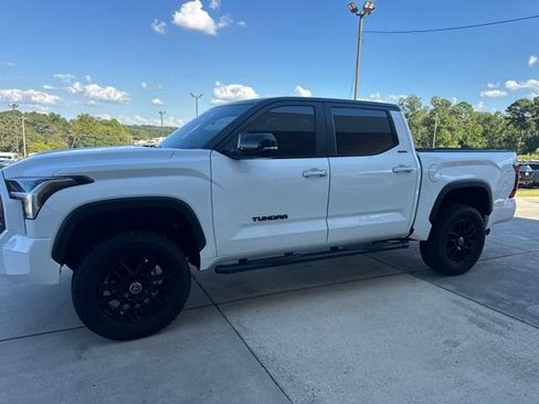 Used 2024 Toyota Tundra Limited w/ Nightshade Package AWD/4WD image 4