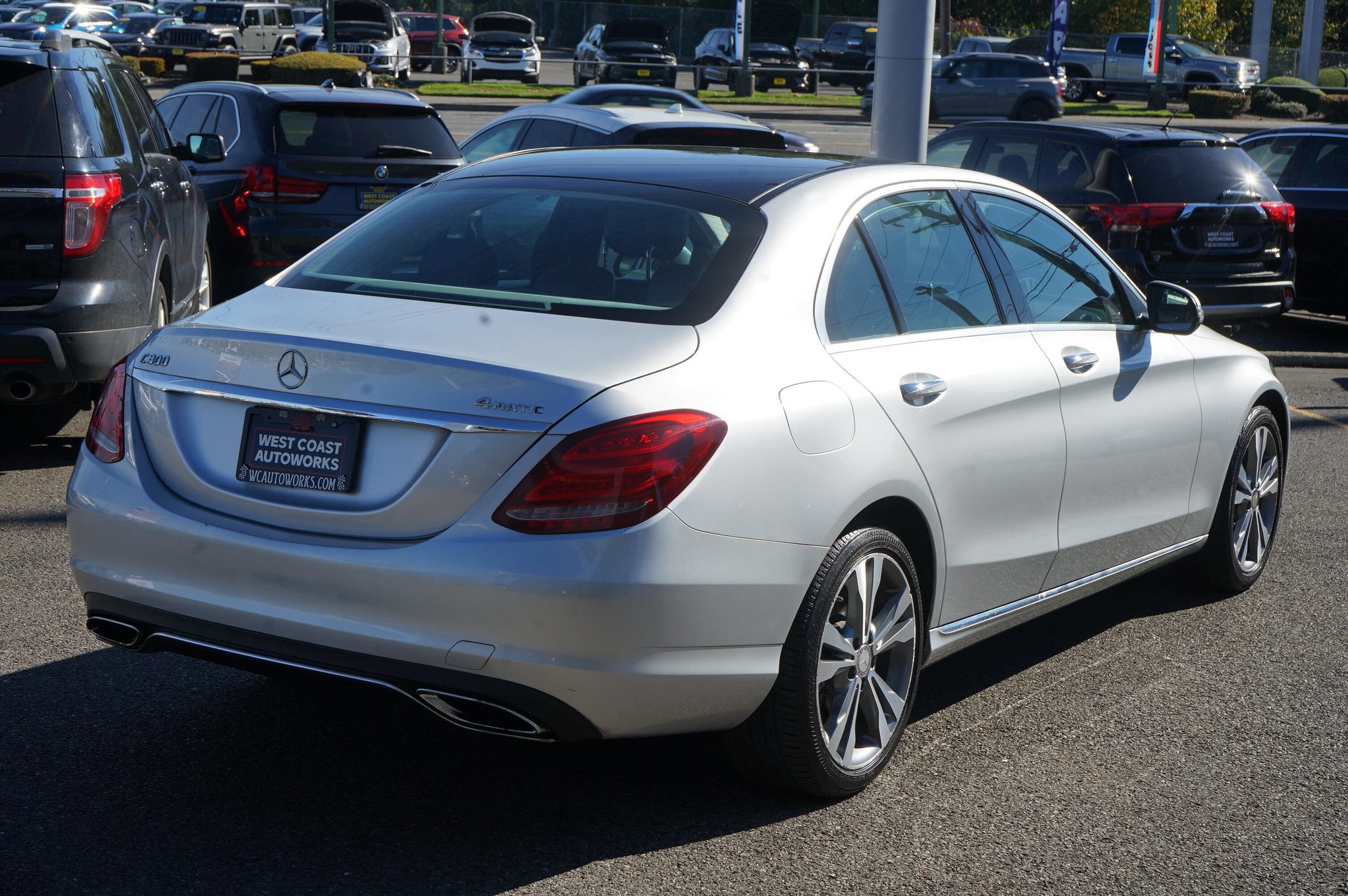 Used 2015 Mercedes-Benz C 300 4MATIC Sedan image 5