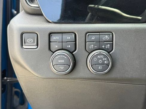 Used 2022 Chevrolet Silverado 1500 ZR2 AWD/4WD image 19