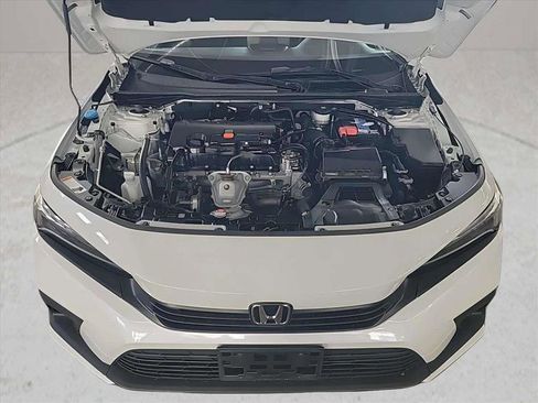 Used 2023 Honda Civic Sport image 9