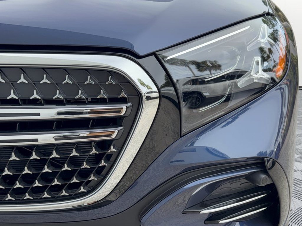 New 2027 Mercedes-Benz GLS 450 4MATIC image 12