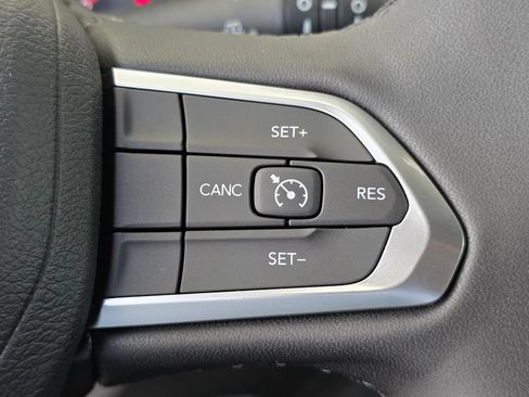 New 2026 Jeep Compass Latitude AWD/4WD image 27