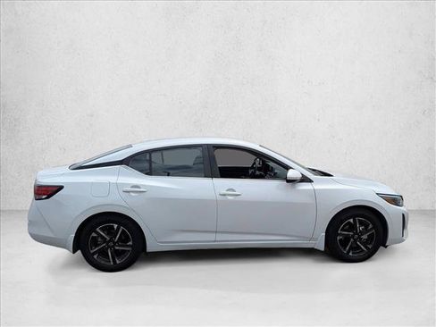 Used 2024 Nissan Sentra SV w/ Trunk Package FWD image 4