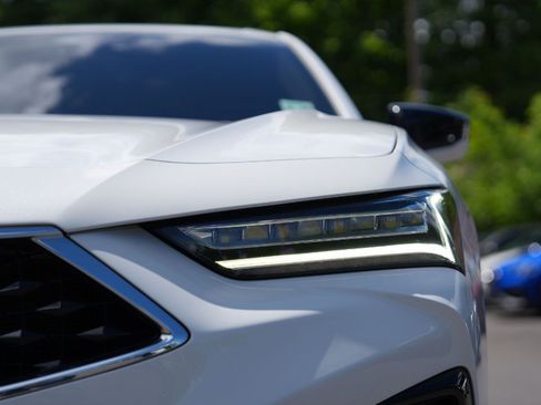 Used 2023 Acura TLX w/ Technology Package FWD image 10