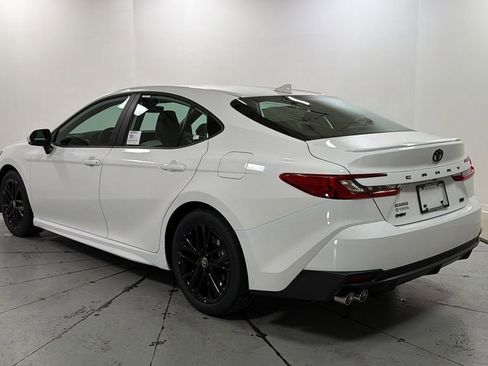 New 2026 Toyota Camry SE w/ Multimedia Upgrade Package FWD image 7