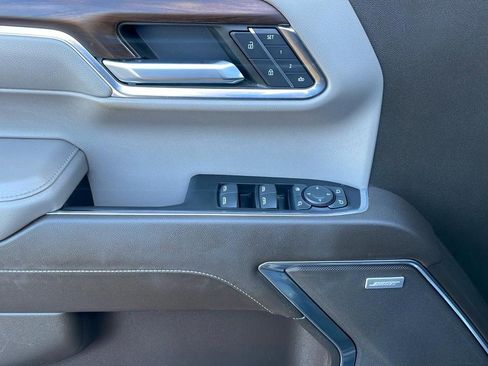 Certified 2022 GMC Sierra 1500 SLT w/ SLT Premium Package image 18