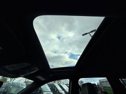 Used 2019 Jeep Grand Cherokee Altitude image 28