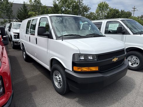 New 2025 Chevrolet Express 2500 w/ Driver Convenience Package image 2