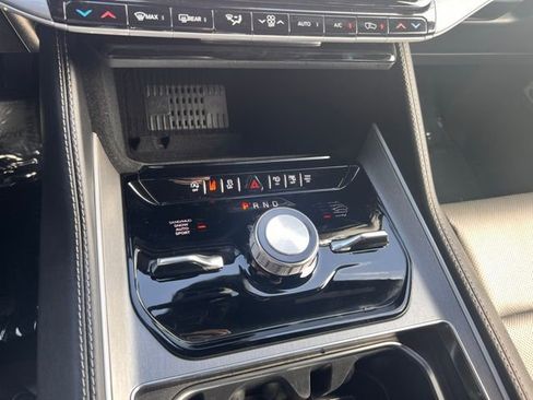 New 2026 Jeep Grand Wagoneer Limited image 12