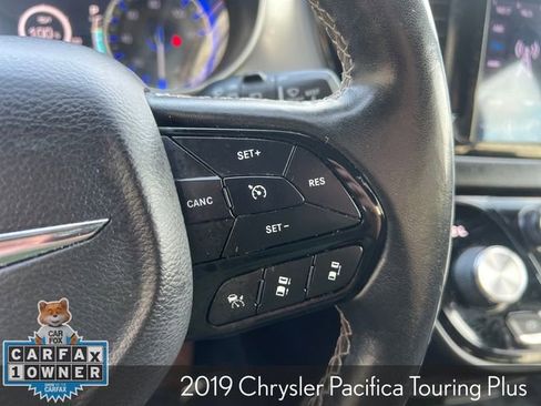 Used 2019 Chrysler Pacifica Touring Plus w/ Advanced Safetytec Group image 29