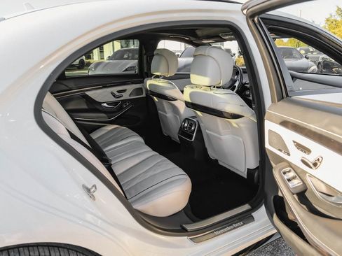 Used 2016 Mercedes-Benz S 550 Sedan image 47