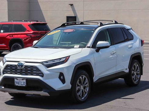 Certified 2023 Toyota RAV4 Limited AWD/4WD image 3