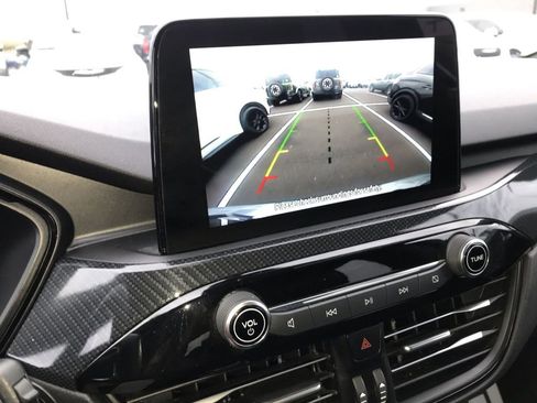 Used 2024 Ford Escape ST-Line w/ Cold Weather Package image 17