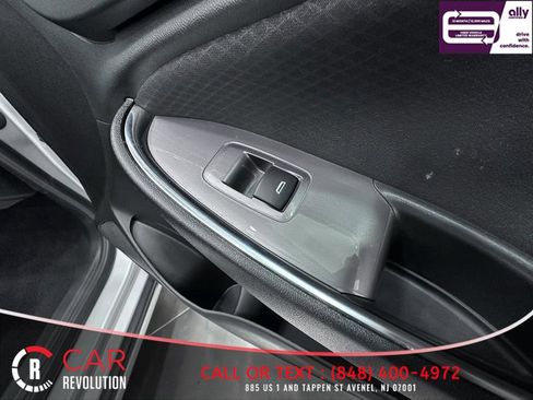 Used 2022 Chevrolet Malibu LT image 53