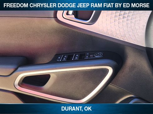 Used 2025 Kia Soul LX w/ LX Technology Package image 17