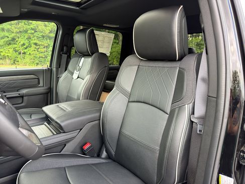 New 2026 RAM 3500 Limited AWD/4WD image 23
