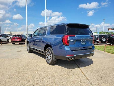 New 2026 GMC Yukon XL Denali w/ Sun & Power Step Package RWD image 5