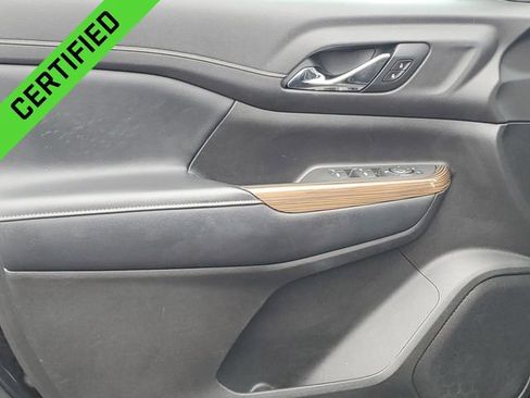 Certified 2020 GMC Acadia SLE image 22